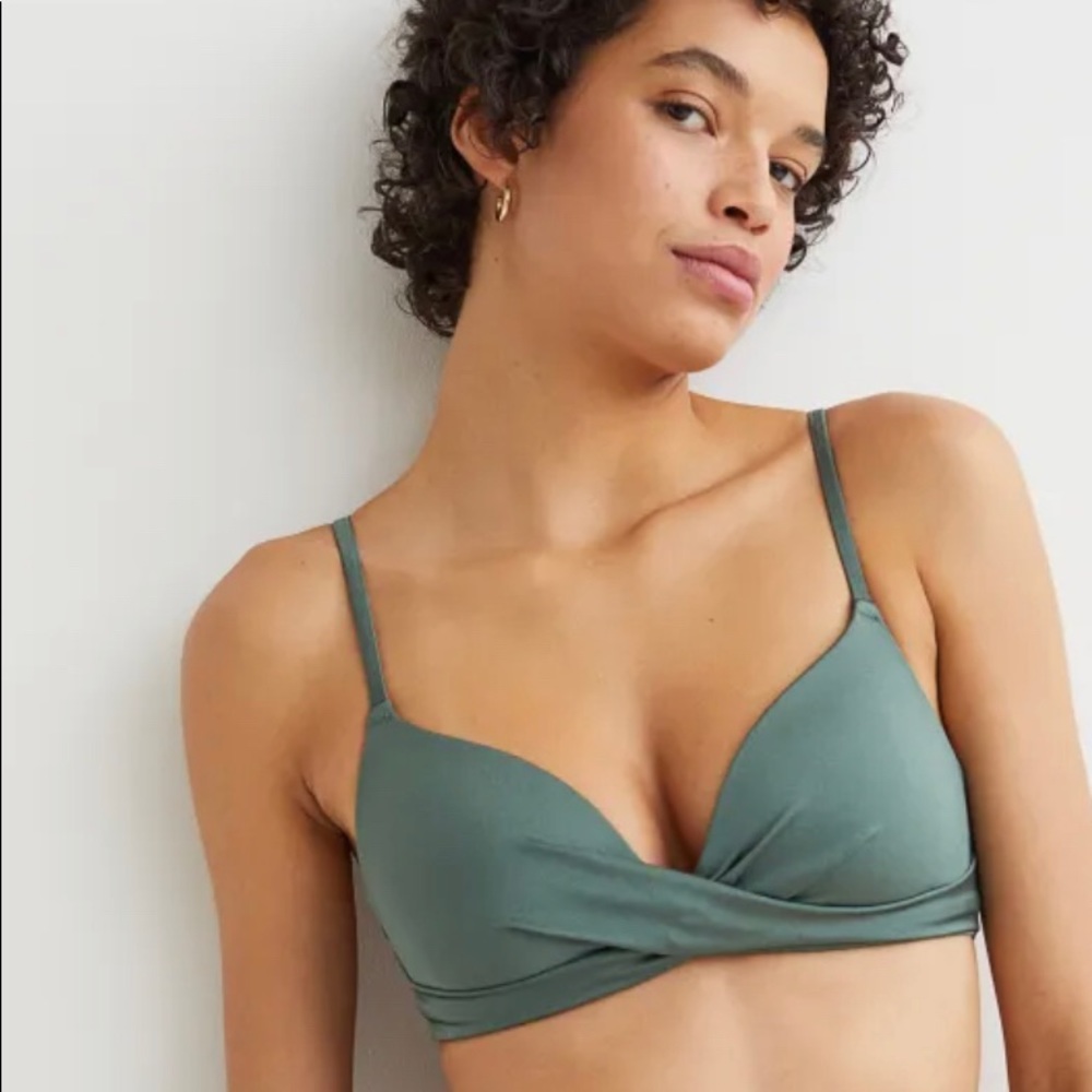 Army green H&M Cross Over Bikini Top